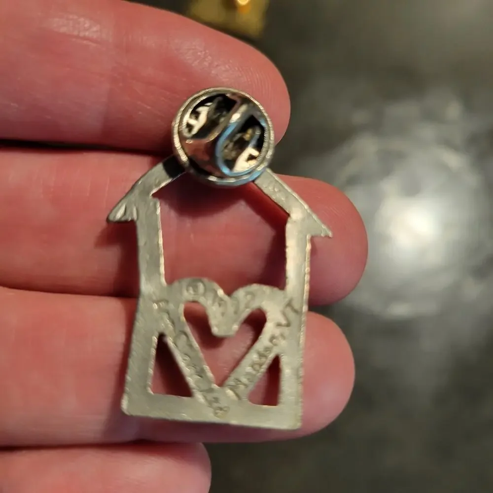 Lot of 4 Vintage Pins Florida 1997 Ann Clark Cookie Cutter Heart Home Pewter